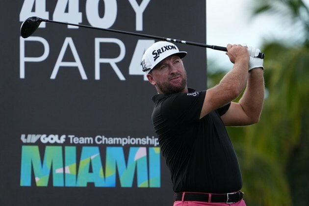 Hard feelings? Graeme McDowell setting alarm to back Team Europe