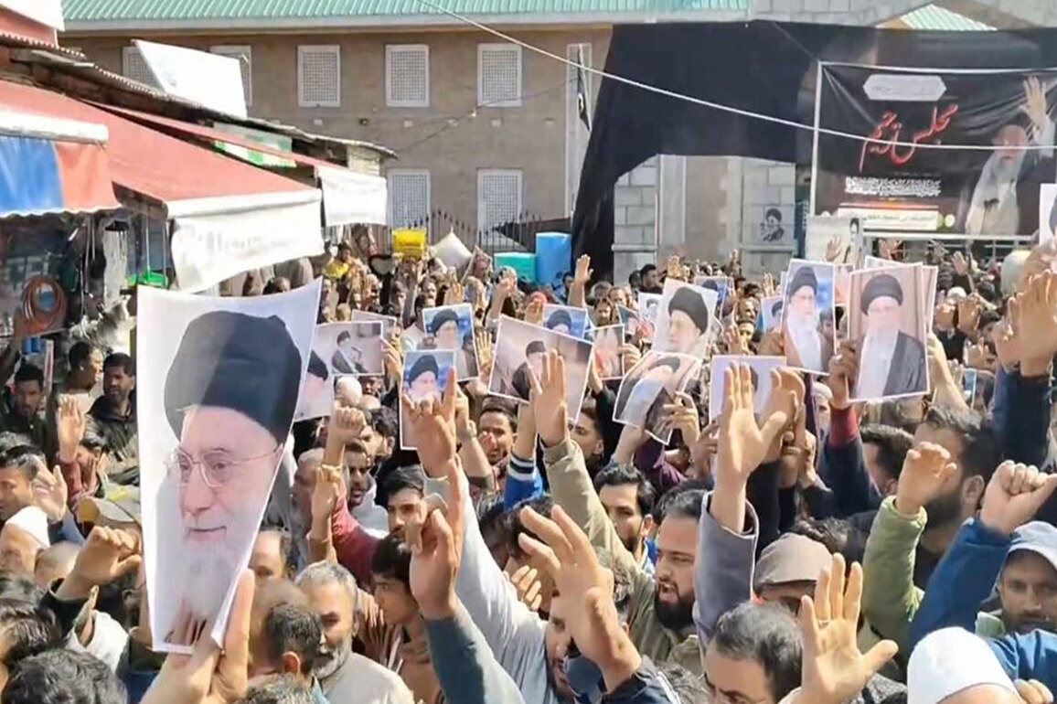 Thousands protest in J-K's Budgam, Ladakh on 'Youm-e-Quds', expressing solidarity with Palestinians and Iranians
