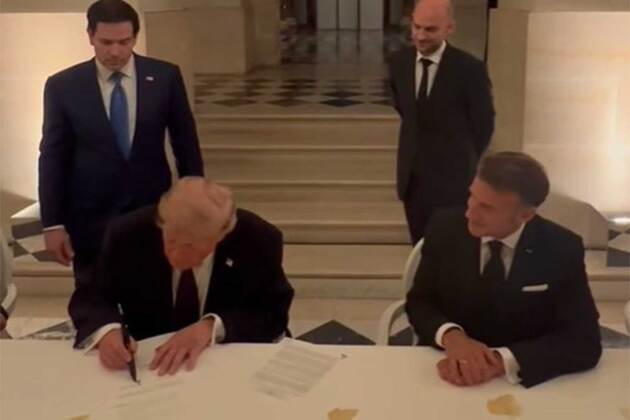 Trump signed deal at Versailles: Macron welcomes US-Iran MoU, says "important step in right direction"