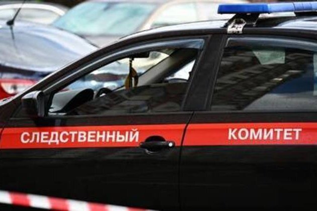 Teen fires flare gun at classmate in Russian school before leaping from fourth floor