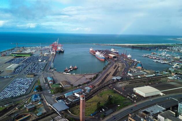 U.S. tariffs threaten South Africa's exports and growth: economist
