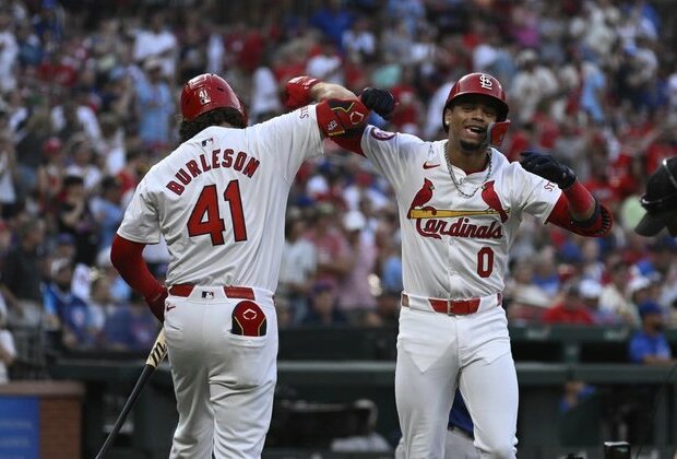 Late rally pushes Cards past Cubs for sweep of twin bill