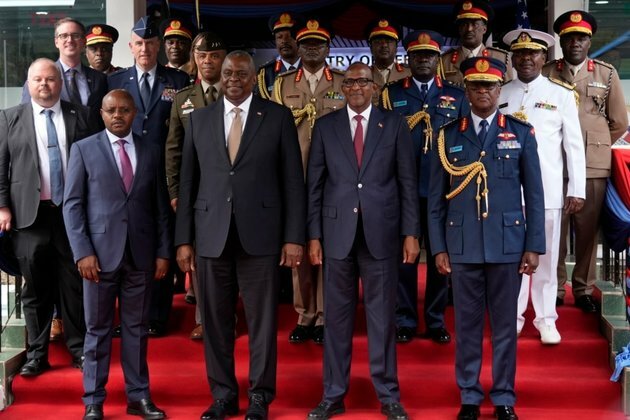 Pentagon Chief in Kenya for Defense Talks