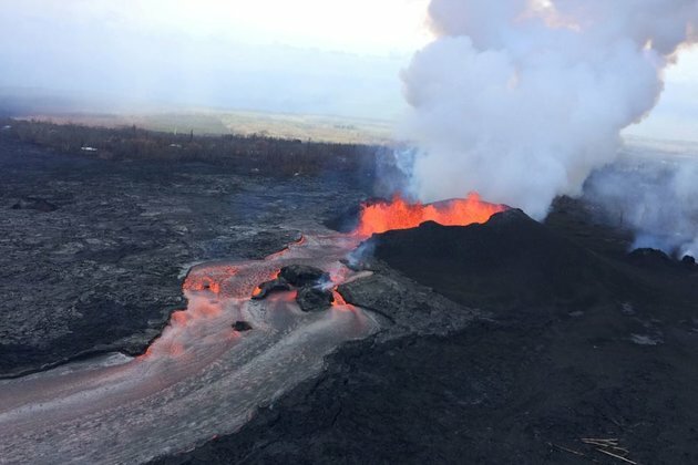 What Happens When Volcano Meets Hurricane? Hawaii May Find Out