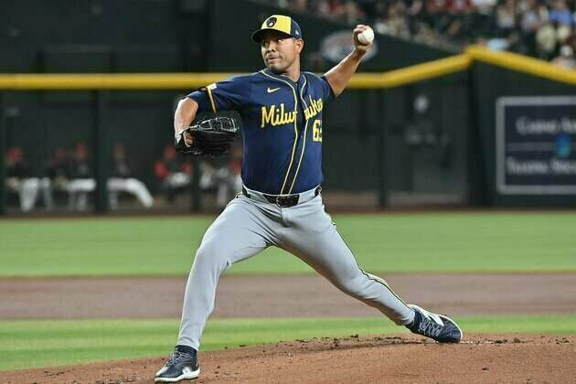 Brewers turn to Jose Quintana in bid for series win vs. Tigers