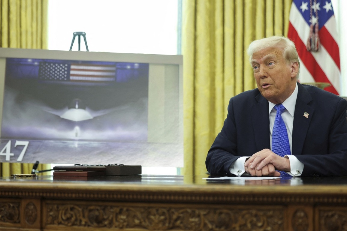 Trump says Boeing will build the new generation of fighter jets, the F-47
