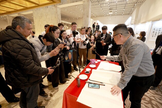 KYRGYZSTAN-BISHKEK-CHINESE PAINTING EXHIBITION