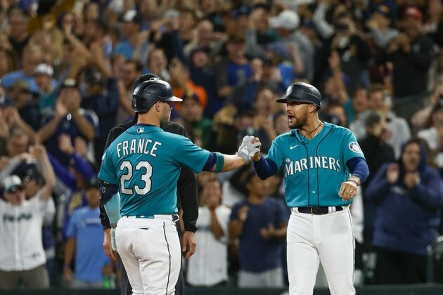 After comeback falls short, Mariners face Angels in twin bill