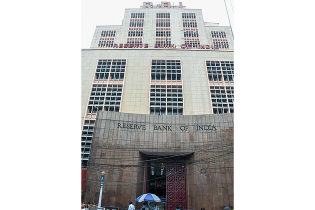 RBI announces auction of Rs 28,000 crore government securities