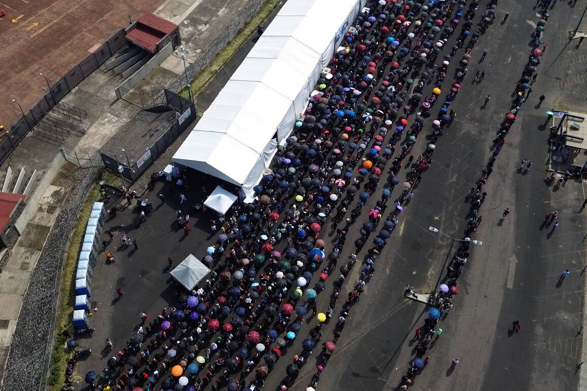 MEXICO-MEXICO CITY-VACCINATION