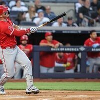 Angels hit 5 HRs -- including 3 straight -- to pound Yanks