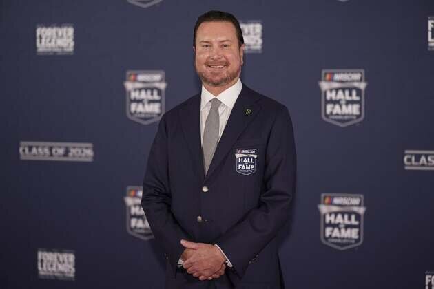 Kurt Busch, Harry Gant, Ray Hendrick inducted into NASCAR Hall of Fame