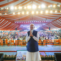 Oppn calls PM Modi's 'seven' appeals "economic failure repackaged as moral advice"; BJP defends it as "right call" amid West Asia crisis