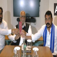 VP polls: Opposition nominee Sudershan Reddy meets RLP MP Beniwal, Azad Samaj Party chief Chandrasekhar in Delhi