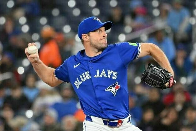 Blue Jays RHP Max Scherzer (thumb) placed on 15-day IL