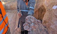 Free-digging regiloth at Aclara's Carina deposit in Goiânia in Goiás, Brazil