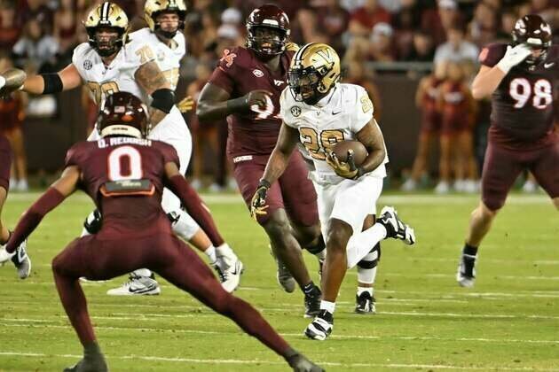 Vanderbilt sends Virginia Tech to first 0-2 start since '10