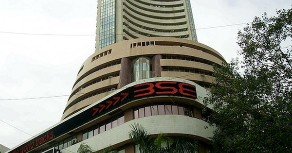 Nifty, Sensex open flat amid cautious sentiment ahead of rate cut decisions in 16 central banks globally