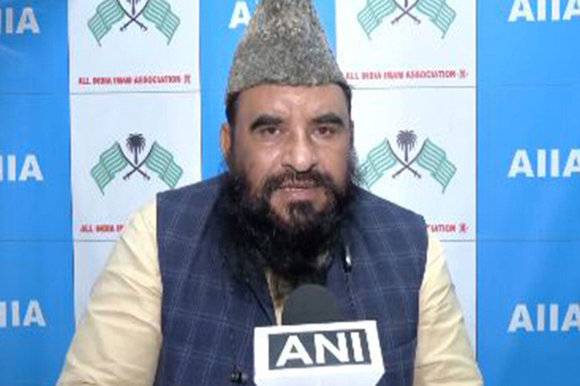 "No mistake of SRK, player was bought under BCCI rules": Maulana Sajid Rashidi amid Muztafizur Rahman row