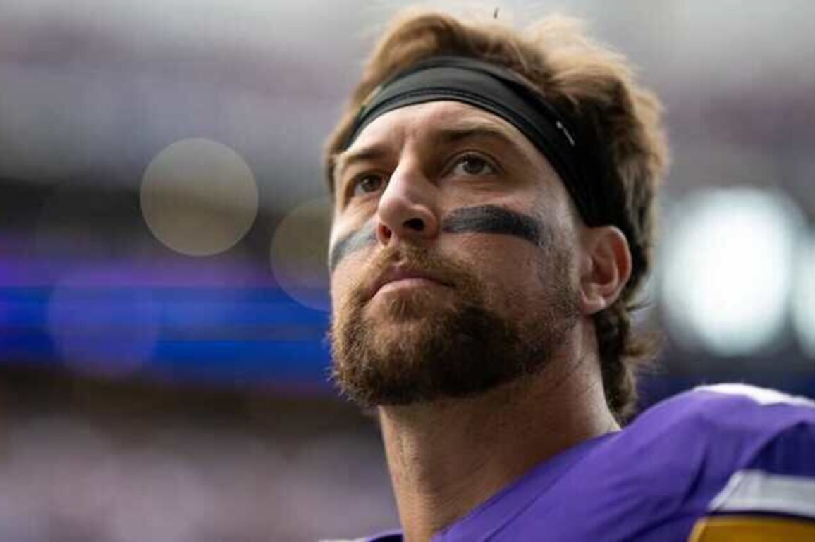 Vikings Waive Receiver Adam Thielen