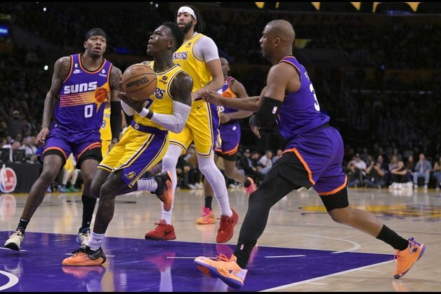Anthony Davis, D'Angelo Russell lead Lakers past Suns