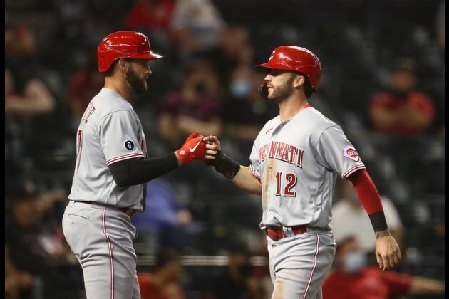 Reds look to extend win streak vs. D-backs