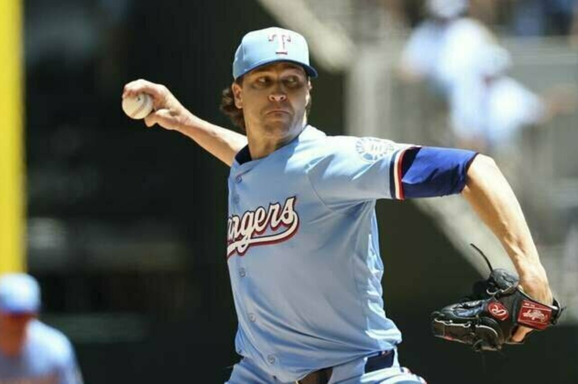 Rangers' Jacob deGrom continues road back vs. Tigers