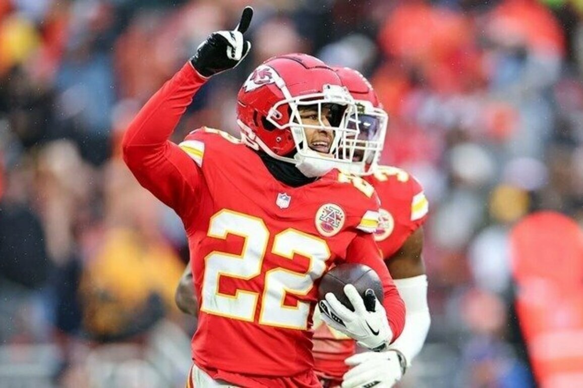 CB Trent McDuffie Lands on PFF's "25 Under 25" Rankings