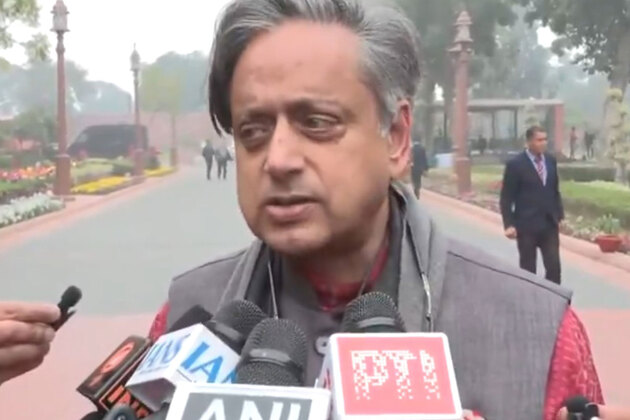 "Pretty disgraceful": Shashi Tharoor after Pakistan boycott T20 WC match against India