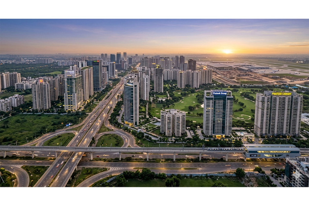 Noida Expressway Emerges as NCR's Fastest-Growing Luxury Housing Corridor