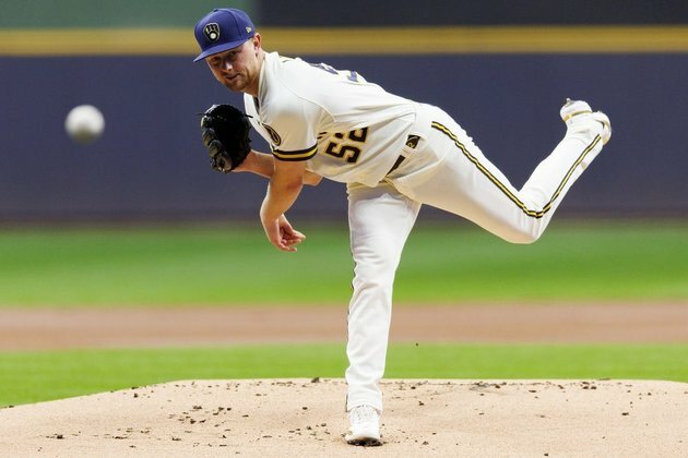 Eric Lauer, Brewers shut out Diamondbacks