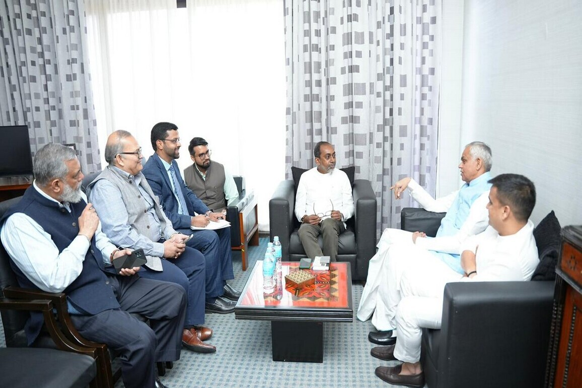 Gujarat Governor holds talks with Sri Lankan Minister of Culture on deepening ties