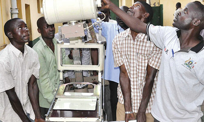 Hospital boss held over theft of X-ray machine Hospital boss held over theft of X-ray machine