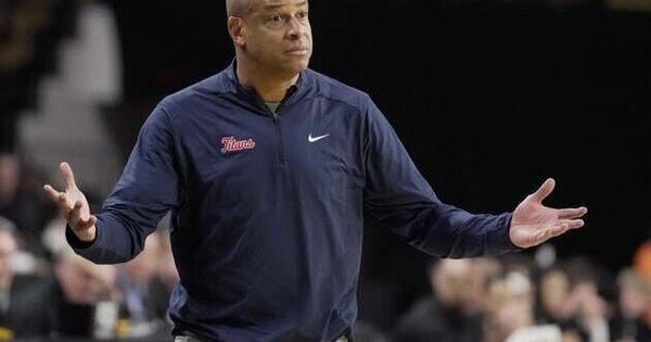 Detroit Mercy hit with postseason ban over academics