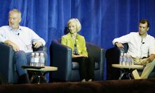 Peter Bett (left), Fiona Robertson and Dr Gavin Lind at Future of Mining Sydney 2023.