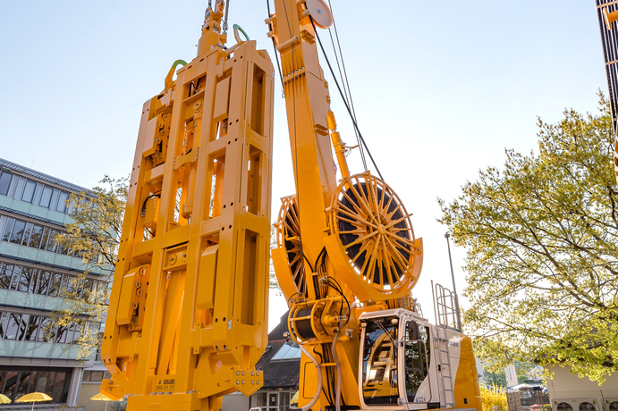 Bauer Maschinen was one of the companies involved in a research project on needs-based assistance of machine operators to enable safe operation even in borderline situations