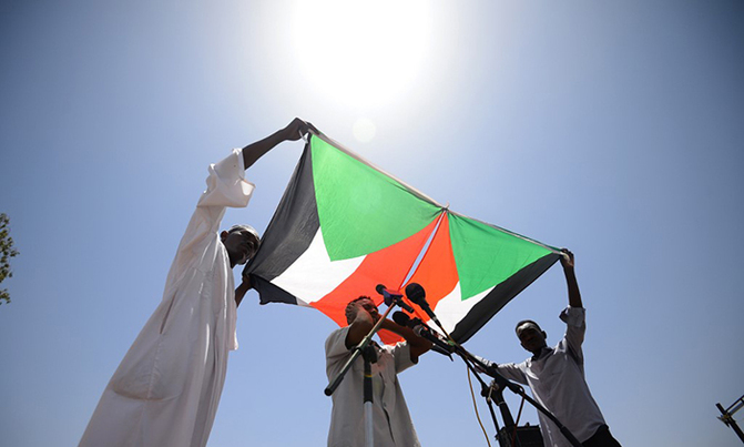 Sudan Islamists to rally against protesters' silence on sharia Sudan Islamists to rally against protesters' silence on sharia