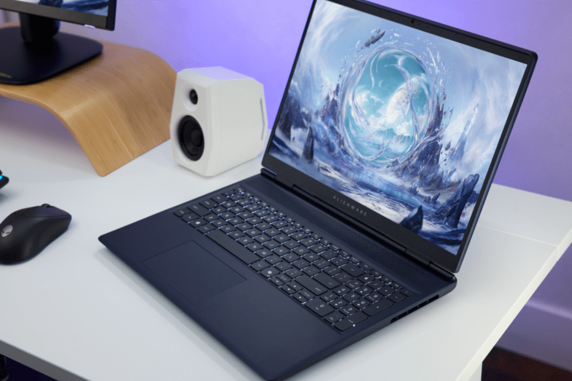 Alienware's newest Aurora gaming laptops start at $1,150