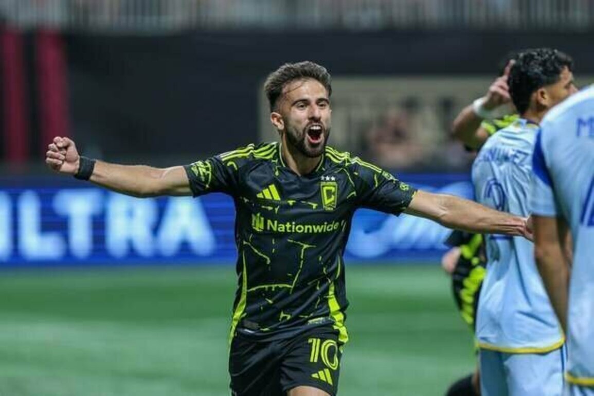 After Diego Rossi notches hat trick, Crew hang on to edge Atlanta United