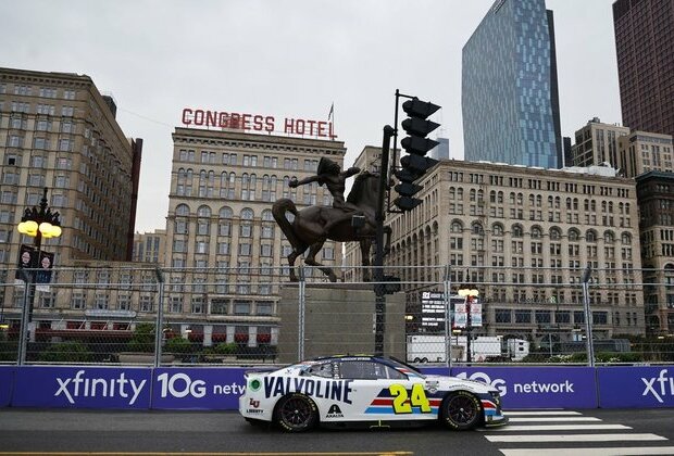 William Byron gets fourth Cup Series win at Atlanta Motor Speedway