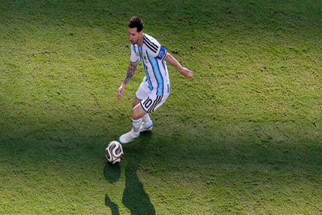 "This is the moment we get to look back...": Beckham hails Messi after international football retirement