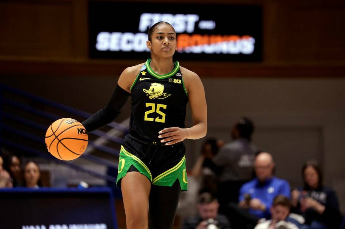 Las Vegas Aces sign Deja Kelly of Oregon to training camp contract - Aces