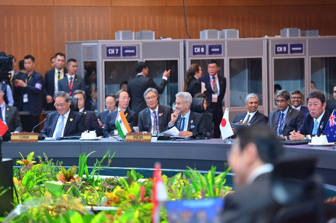 India reaffirms commitment to peace and maritime cooperation at East Asia Summit: EAM