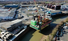  The modular Haven Seariser 3 jack-up barge of Red7Marine is being used by BAM Nuttall a part of the Environment Agency’s River Hull Flood Defences Scheme