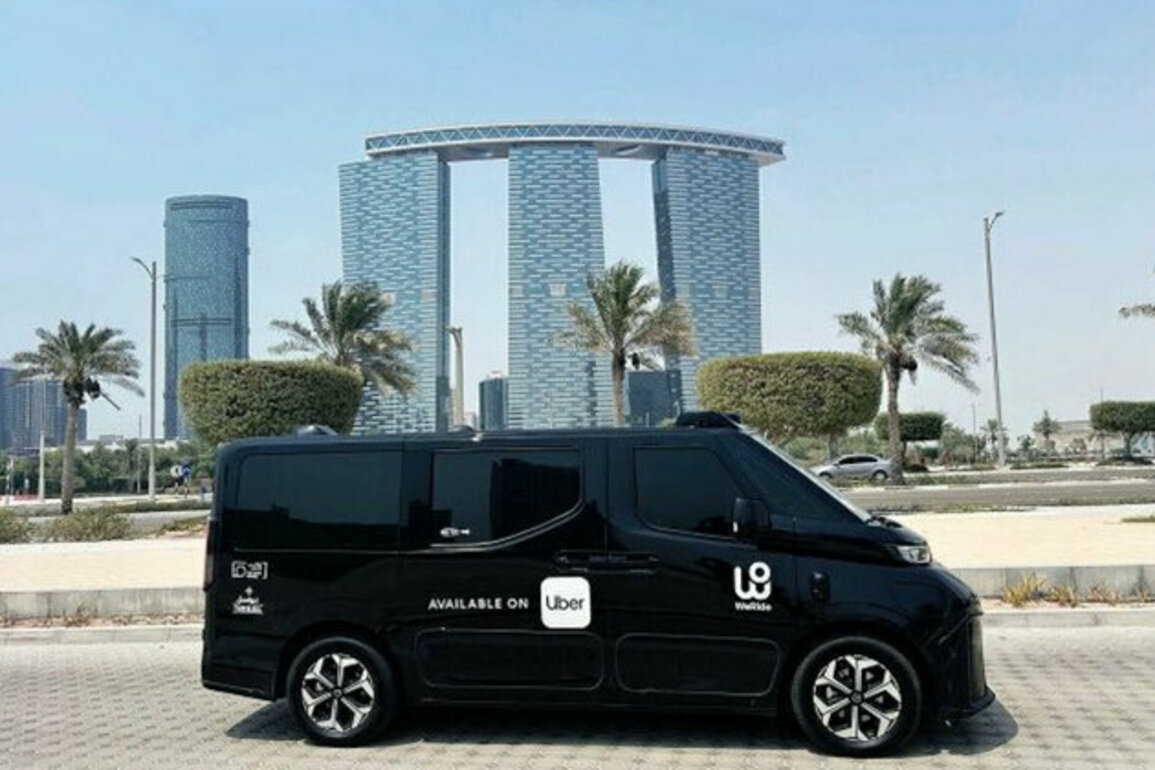 Abu Dhabi expands operation of autonomous taxis to Al Reem, Al Maryah Islands