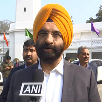 "AAP did nothing for 11 years, now using diversion tactics": Manjinder Sirsa on air pollution proests
