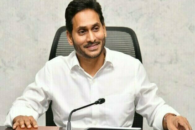 Andhra CM Jagan Mohan Reddy's flight makes emergency landing