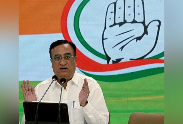 Amid row over Ordinance, Ajay Maken asks Kejriwal to "take lessons" from ex-CM Sheila Dikshit's journey