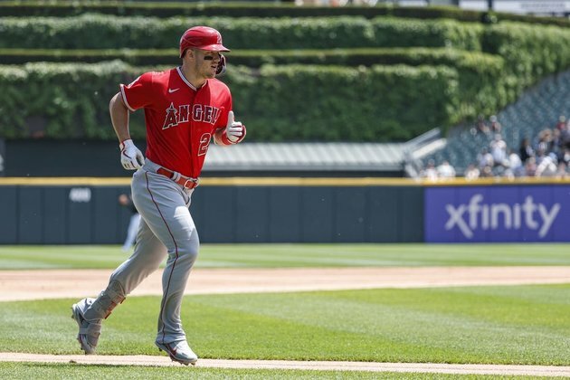 Angels bring power show to Houston for 4-game set