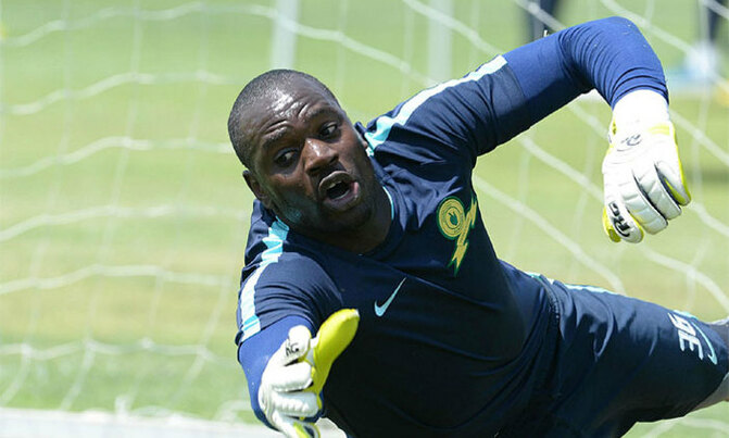 Onyango howler foils Mamelodi Sundowns bid to go top Onyango howler foils Mamelodi Sundowns bid to go top